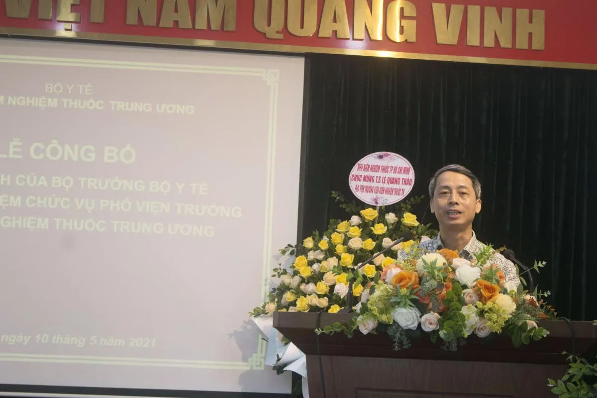 Lễ công bố và trao Quyết định bổ nhiệm Phó viện trưởng Viện Kiểm nghiệm thuốc Trung ương