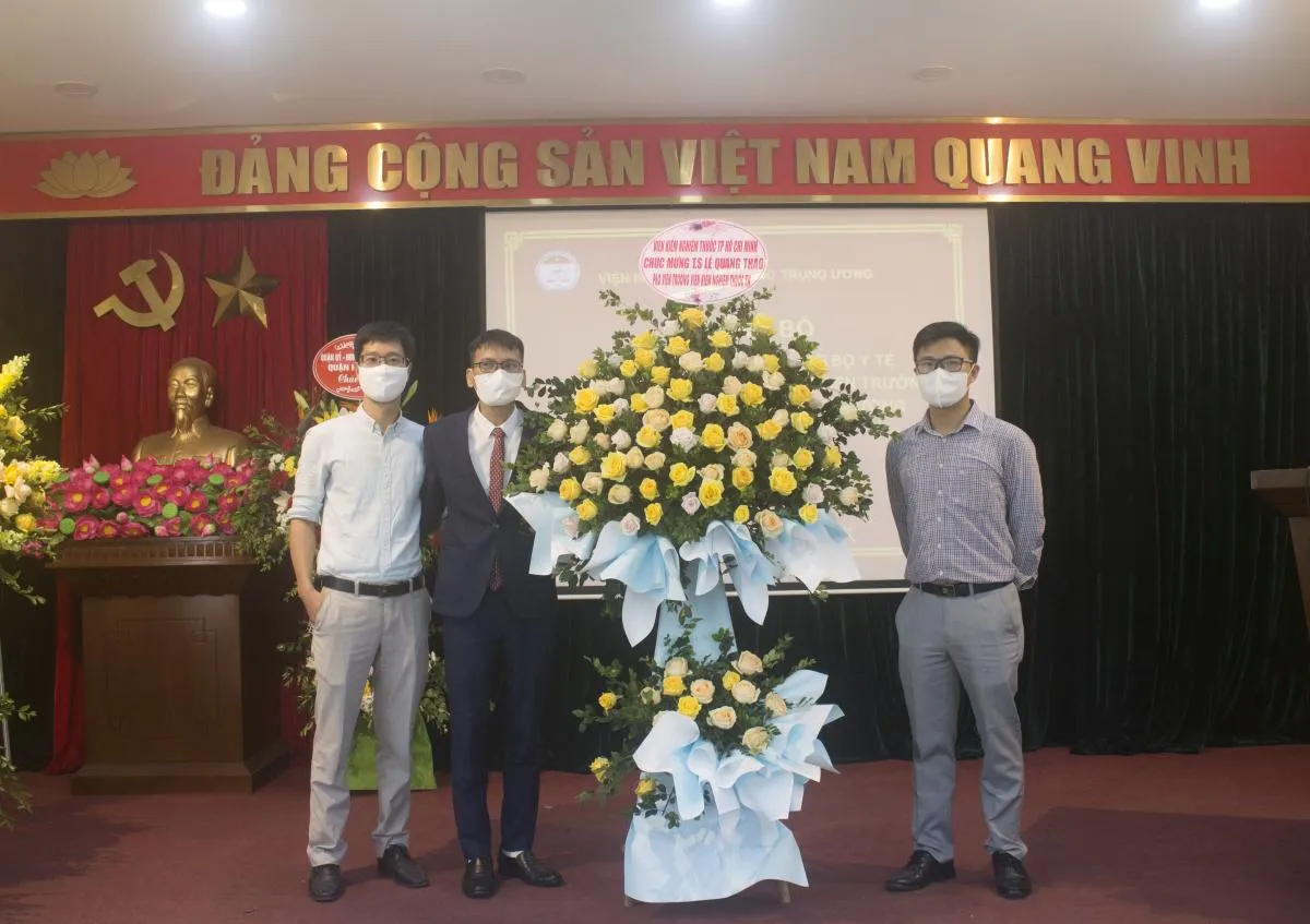 Lễ công bố và trao Quyết định bổ nhiệm Phó viện trưởng Viện Kiểm nghiệm thuốc Trung ương