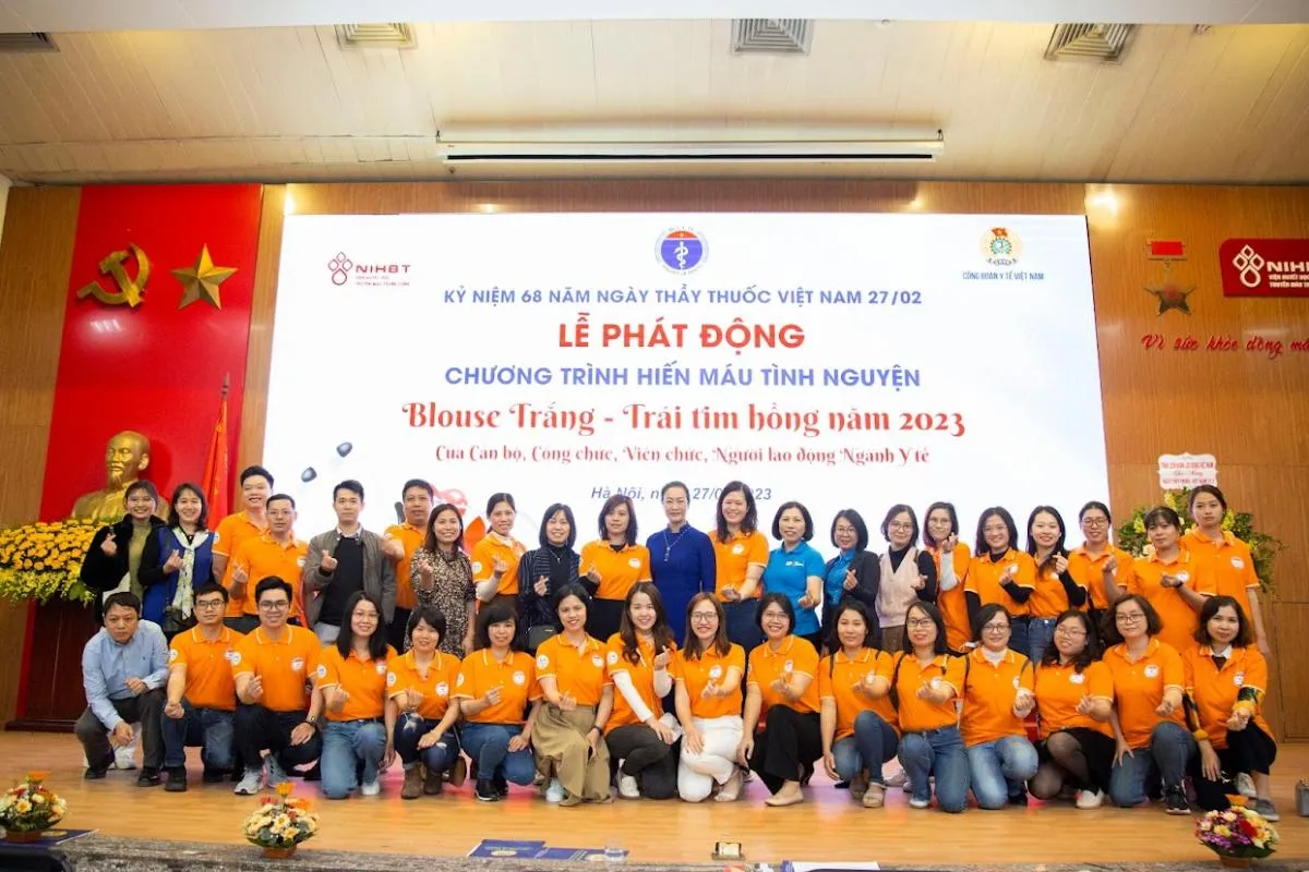 Đoàn viên Công đoàn Viện Kiểm nghiệm thuốc Trung ương Hưởng ứng nhiệt tình hoạt động Hiến máu “Blouse trắng – Trái tim hồng”